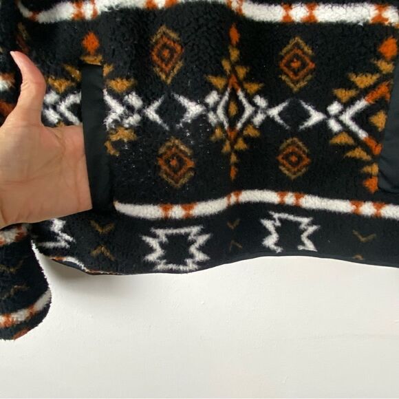 Canada Weather Gear Womens XL Black 1/4 Zip Sherpa Sweatshirt Aztec Tribal Comfy - Picture 11 of 14